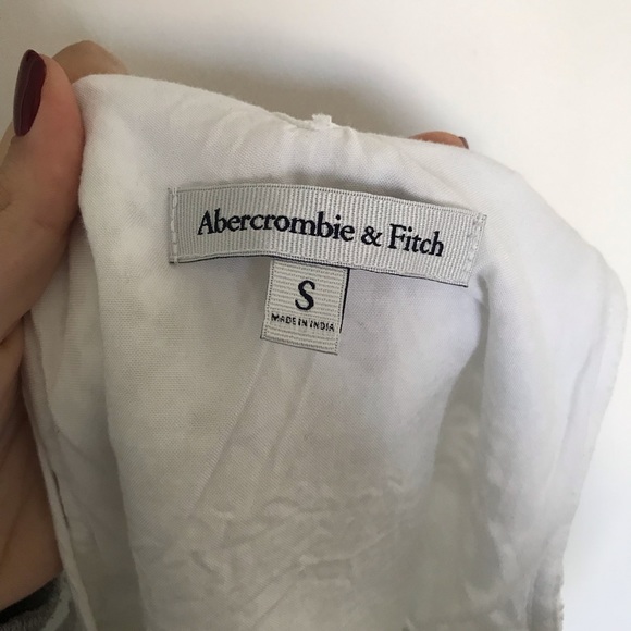 Abercrombie & Fitch | Slime White Lace Crop Top - Picture 4 of 4